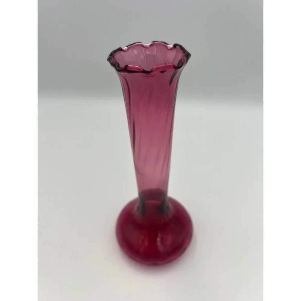 Vintage Pilgrim Cranberry Swirl Bedford Ruffle Bud Vase Hand Blown Magenta 7 In